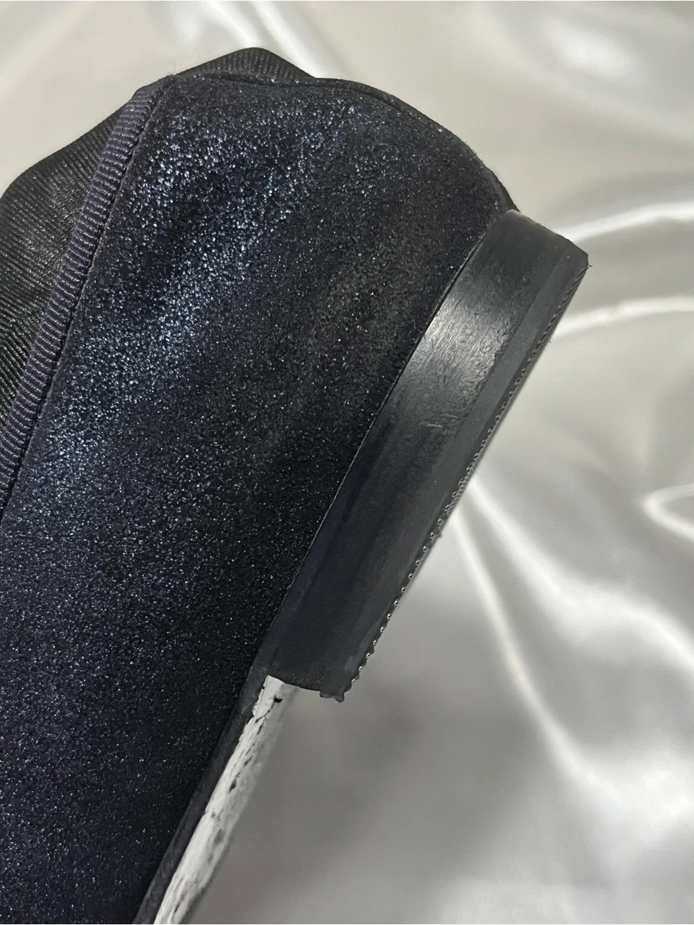 CHANEL Black Cap-Toe navy suede Ballet Flats with CC Logo